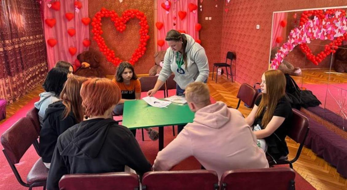 In the midst of war and displacement, Action Against Hunger is supporting the mental health of teenagers in Ukraine. 