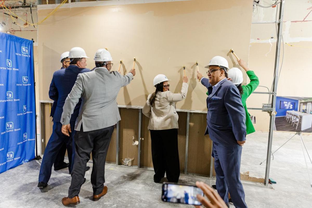 Fifth Third and community leaders mark the ceremonial “groundbreaking” of Fifth Third’s new branch in Avondale, which is expected to open in late summer or early fall.