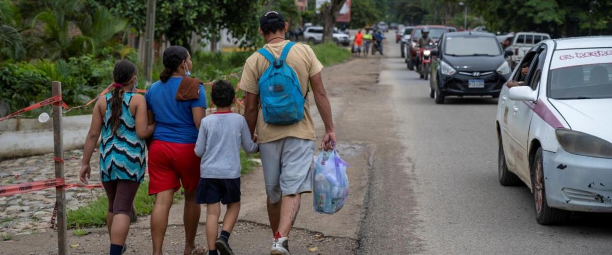 A record number of migrants are crossing the southern border of Honduras. 