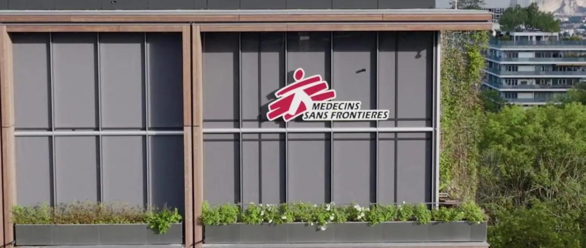 Exterior of a building with sign "Medecins Sans Frontieres"