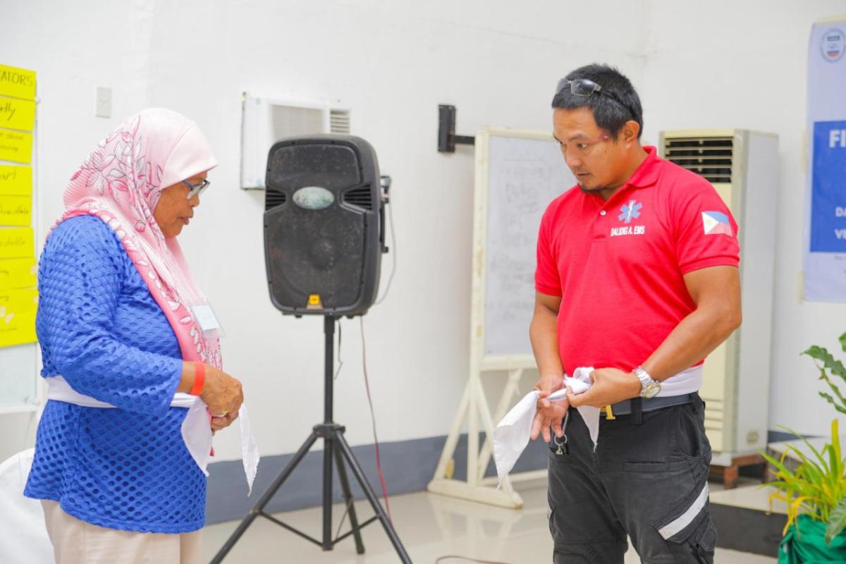 Mardhia during a first aid and basic life support training. / Photo from USAID