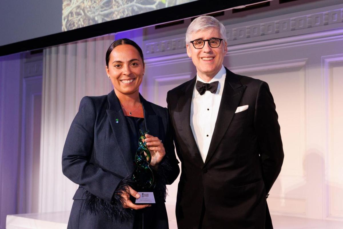 Farida “Frida” Gadzhimirzaeva accepts her award. 