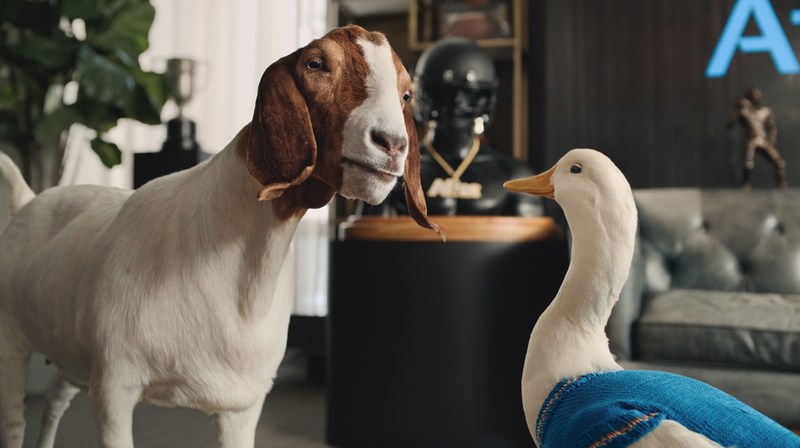 gaaaap-latest-rivalry-in-college-football-pits-aflac-duck