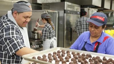 Students from Lakewood High School New Jersey prepare recipes to compete in the Sodexo sponsored 2018 Kitchen Wars Challenge.