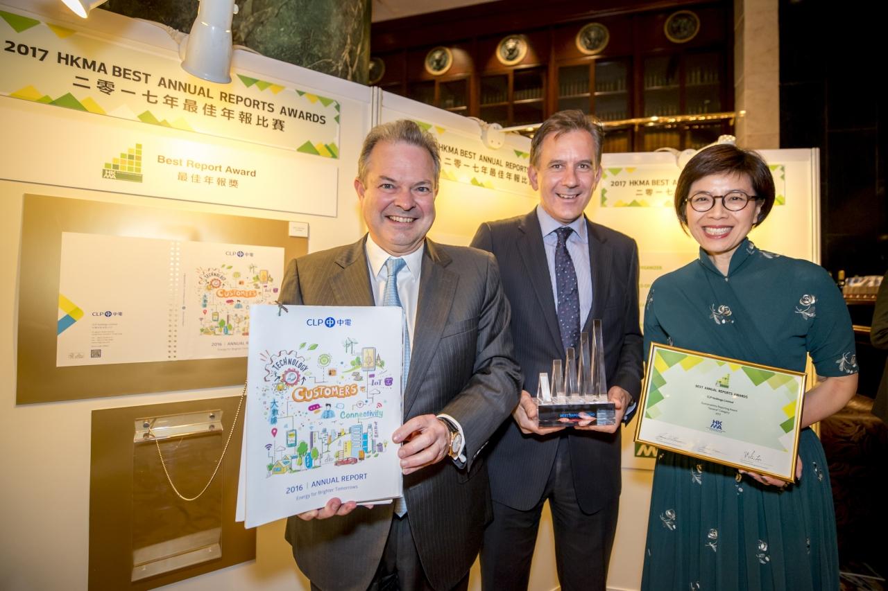 (From left) CLP Holdings Chief Executive Officer Mr Richard Lancaster, Group General Counsel and Company Secretary Mr David Simmonds, and Chief Corporate Development Officer Ms Quince Chong celebrate the company’s success of winning the Best Report Award and the Sustainability Reporting Award in the general category at the Hong Kong Management Association’s 2017 Best Annual Reports Awards presentation ceremony.