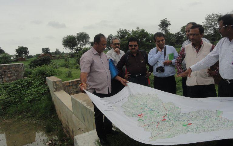 Members of Inter-Ministerial Committee to develop National Agroforestry Policy Nepal on exchange visit to India. Photo: World Agroforestry Centre