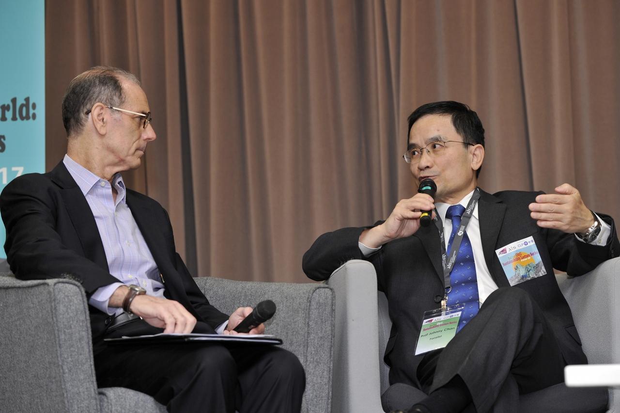 Asia Business Council Executive Director Mark Clifford (left) and City University of Hong Kong Chair Professor of Atmospheric Science Prof Johnny Chan (right)